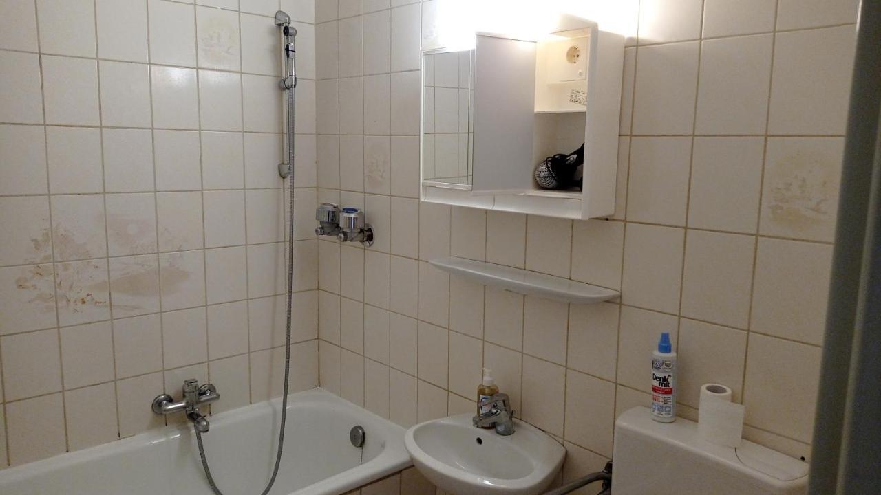 Einzimmerwohnungmit Grossem Balkon Mietersheim Exteriör bild