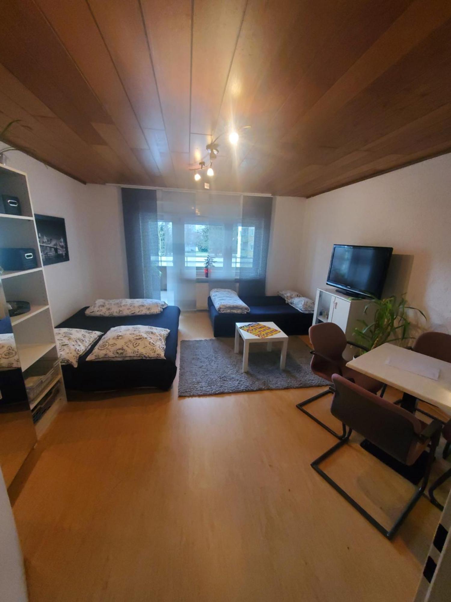 Einzimmerwohnungmit Grossem Balkon Mietersheim Exteriör bild