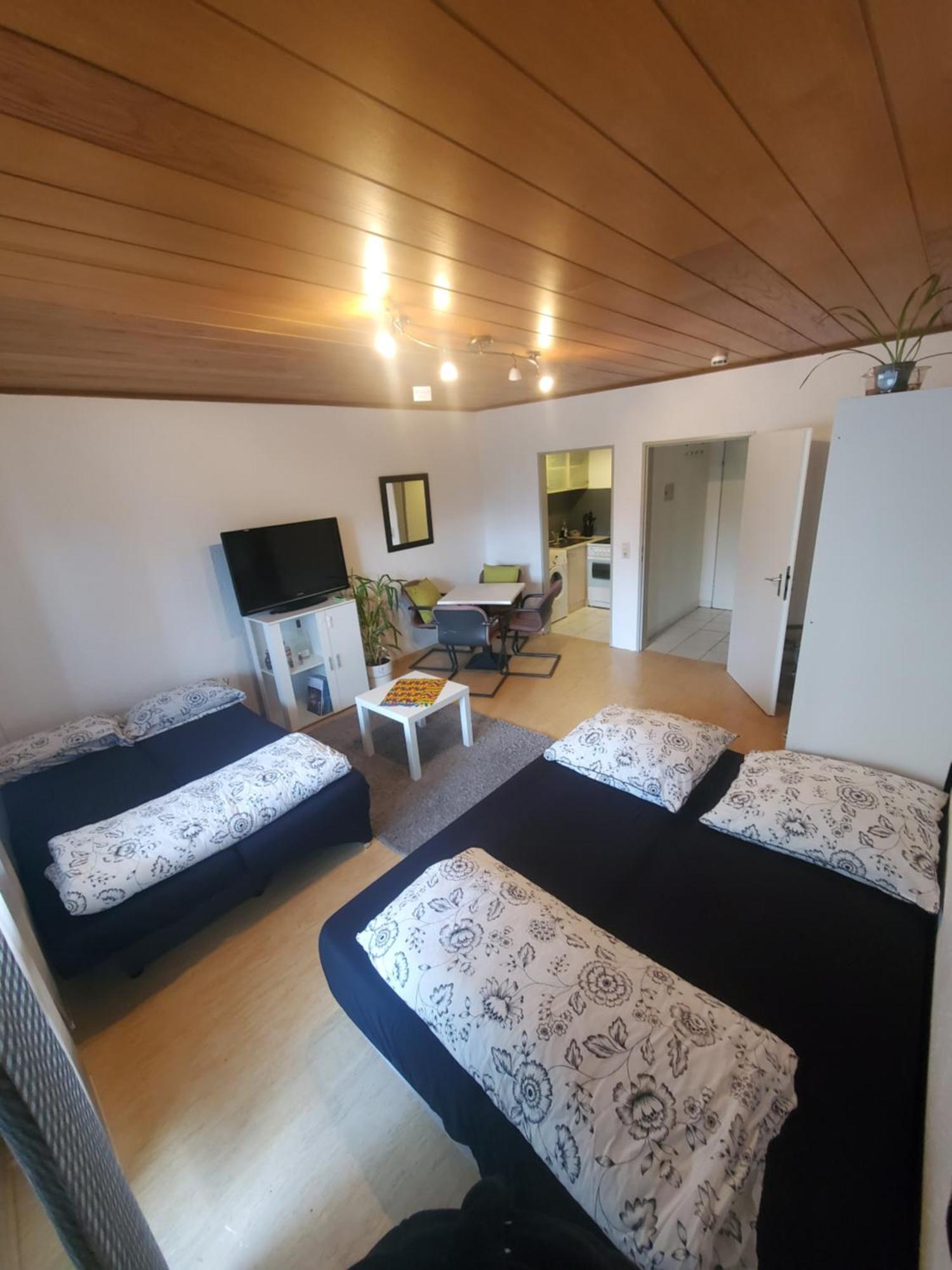 Einzimmerwohnungmit Grossem Balkon Mietersheim Exteriör bild