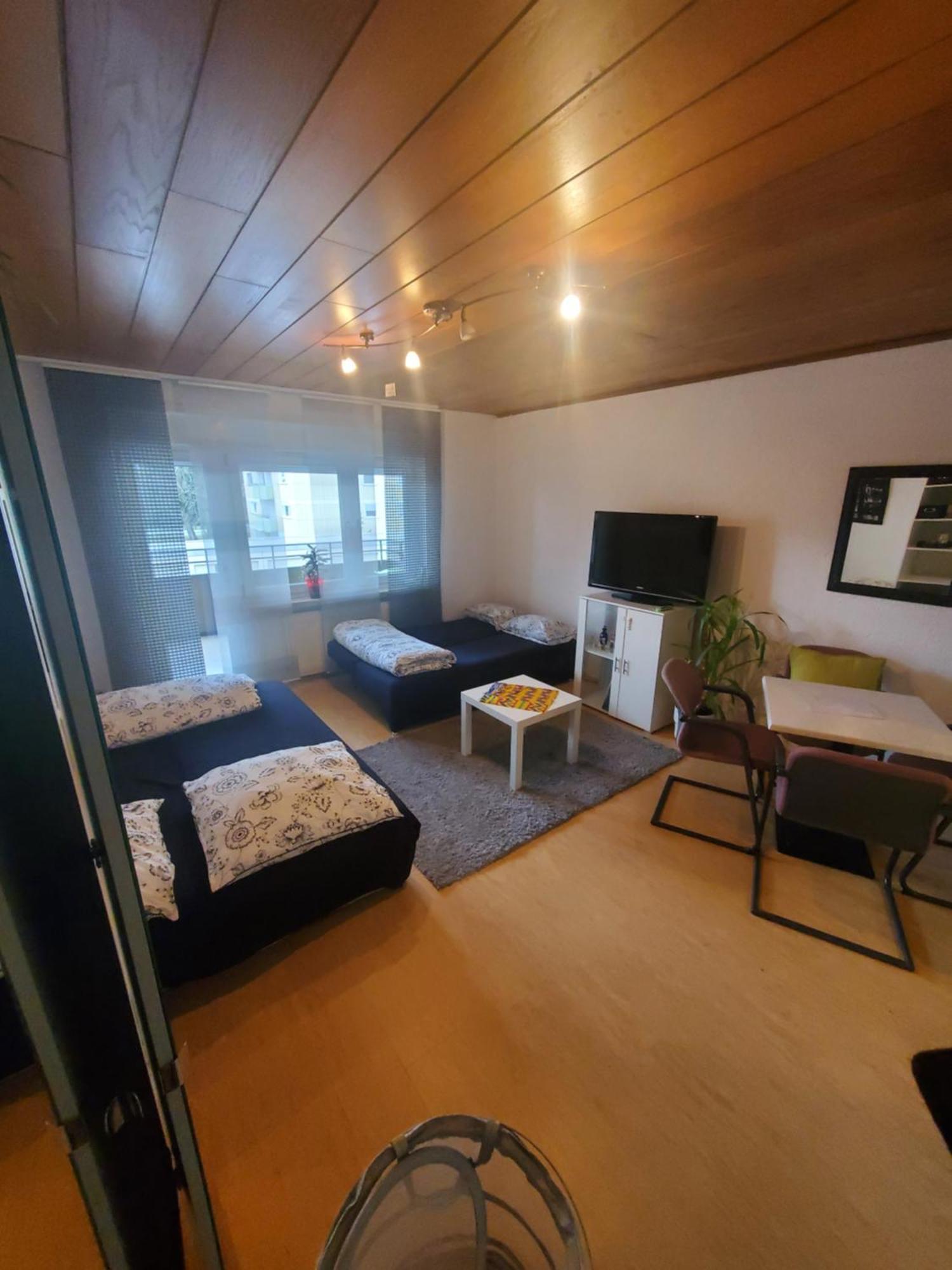 Einzimmerwohnungmit Grossem Balkon Mietersheim Exteriör bild
