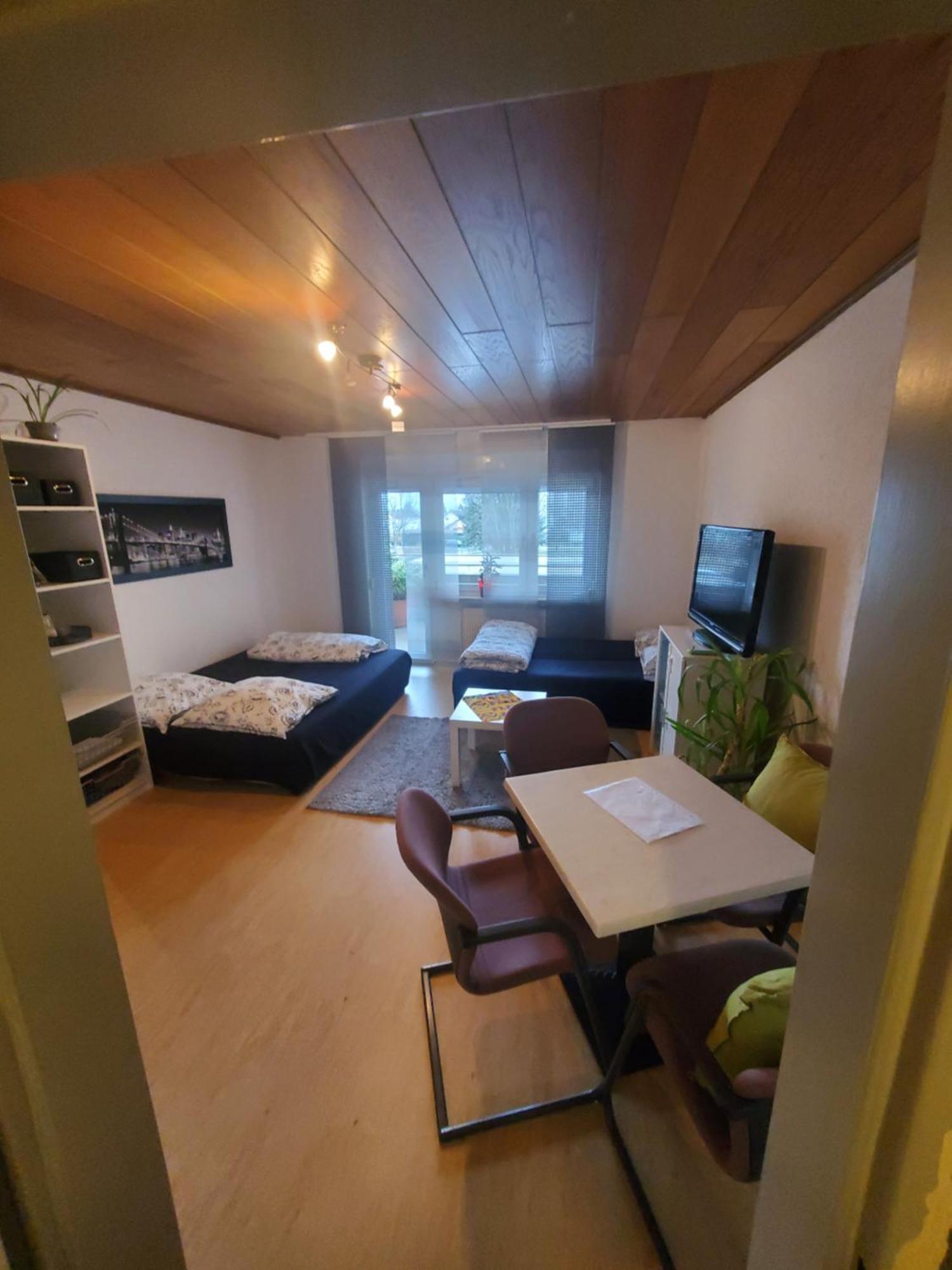 Einzimmerwohnungmit Grossem Balkon Mietersheim Exteriör bild